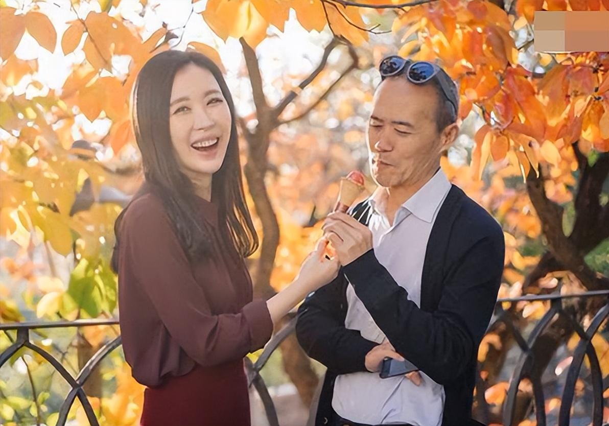 回顾一条动态戳穿43岁田朴珺真实处境她终于不拧巴了