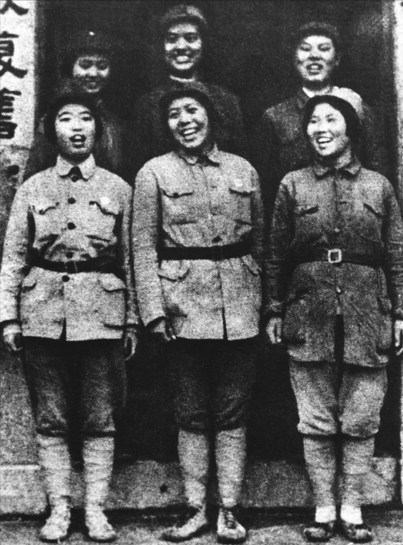 46年陈毅连吃败仗叶飞直言你这大司令比我这小司令大不了多少