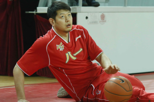 回顾男篮莫科再婚仍不忘前妻让丧女的岳父岳母晚年不流泪