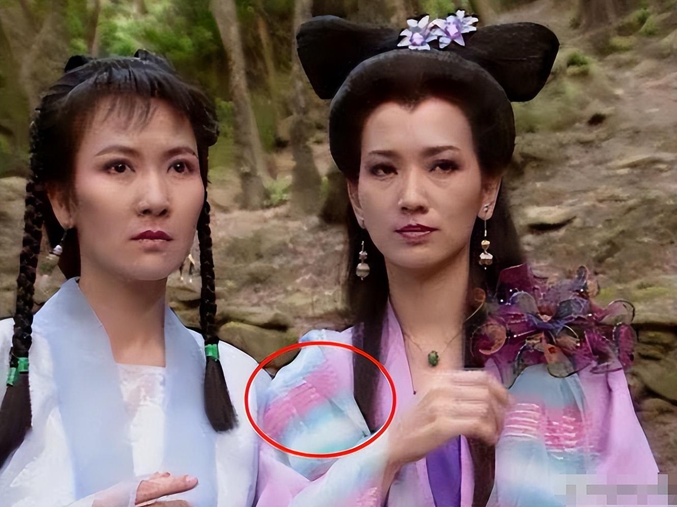 回顾新白娘子传奇中让人笑喷的穿帮镜头最后一张更是离谱