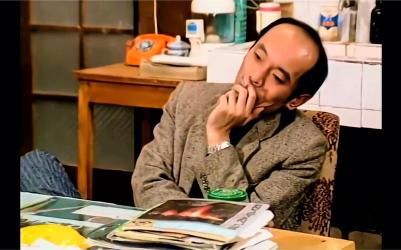 葛优是一个土生土长的北京人,但说实话他的相貌真不算出众,所以他的