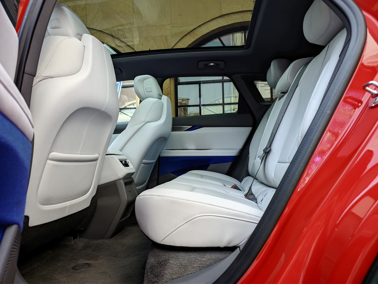 凯迪拉克iq傲歌给特斯拉modely上一课什么叫美式豪华电动