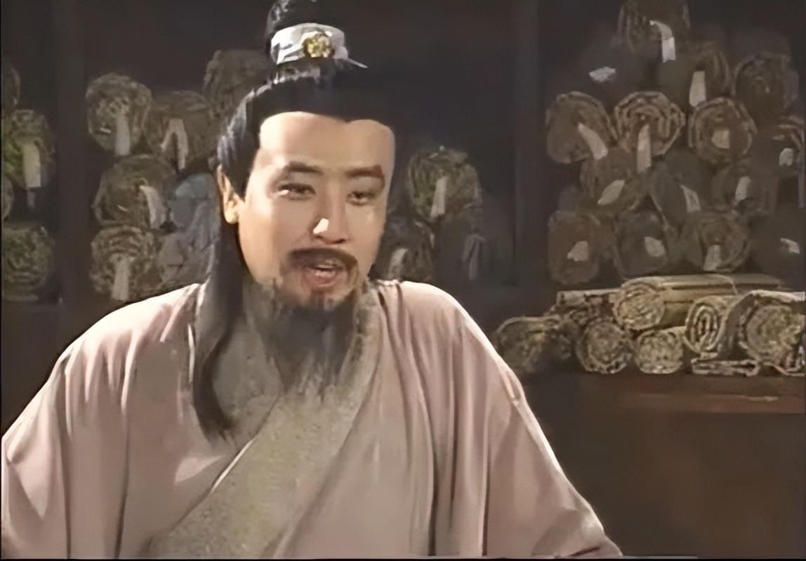 回顾著名演员于和伟:40岁大器晚成,绯闻不要紧,糟糠之妻不能丢