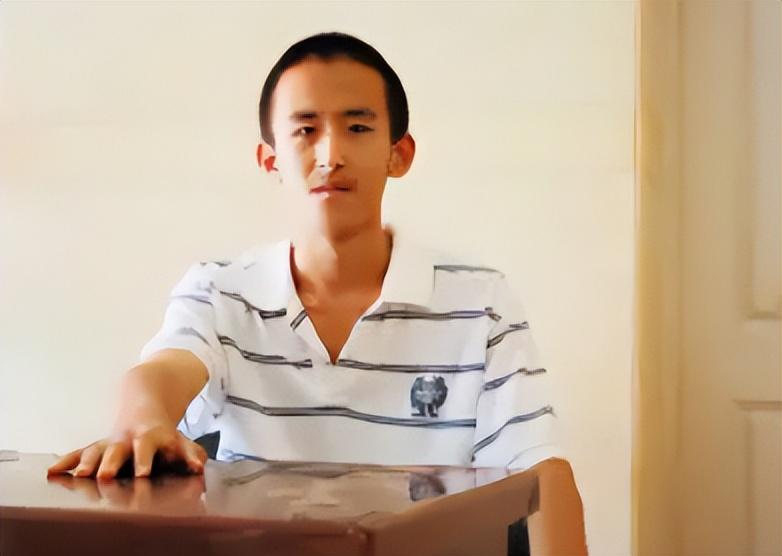 05年辽宁10岁少年参加高考16岁逼父母在北京买房不买就不读了