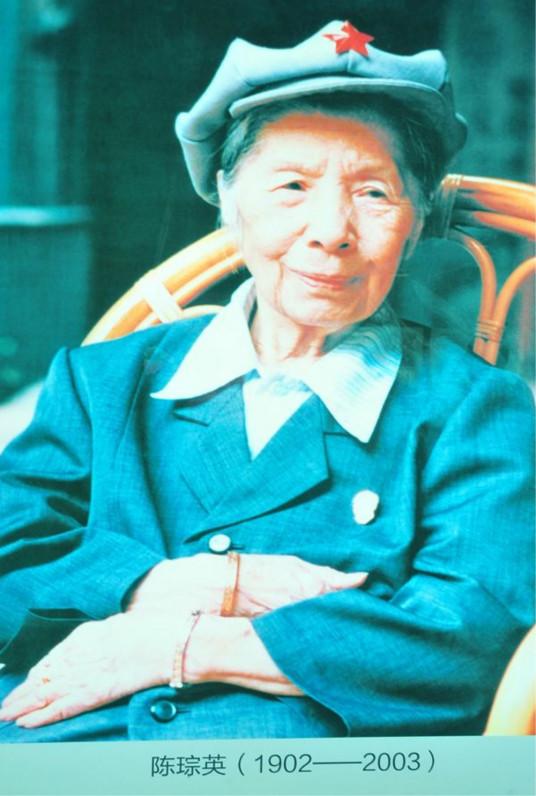 开国首位女将军李贞与丈夫被封为夫妻将星为何建国后要离婚