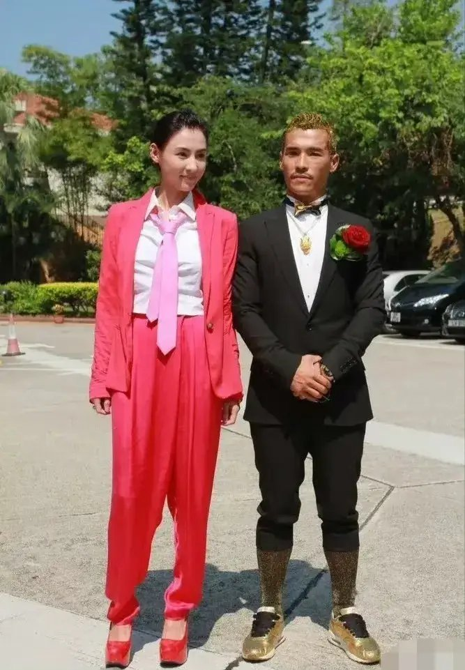 回顾哪有一碗水端平连基因都是偏心的看看这些明星的兄弟姐妹