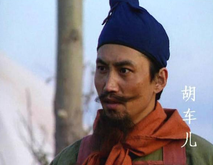 毕业后被分配到人艺做演员,《西游记》中李洪涛只是客串了青牛怪,化着