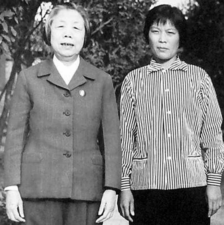 周总理血脉相亲的两兄弟周恩溥周恩寿他们的后人结局如何