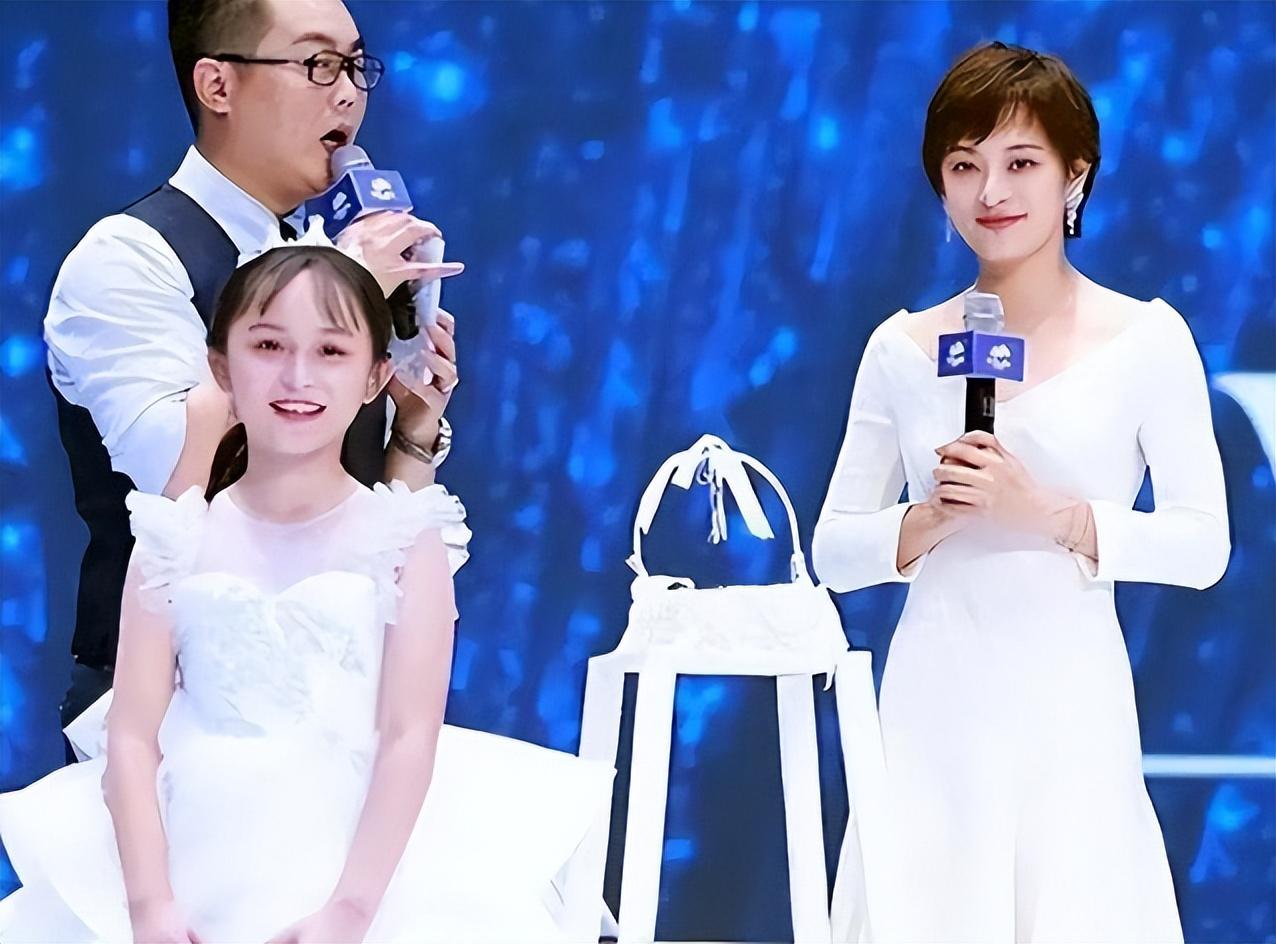 回顾刘楚恬2岁出道6岁爆红全国如今14岁的她怎么样了