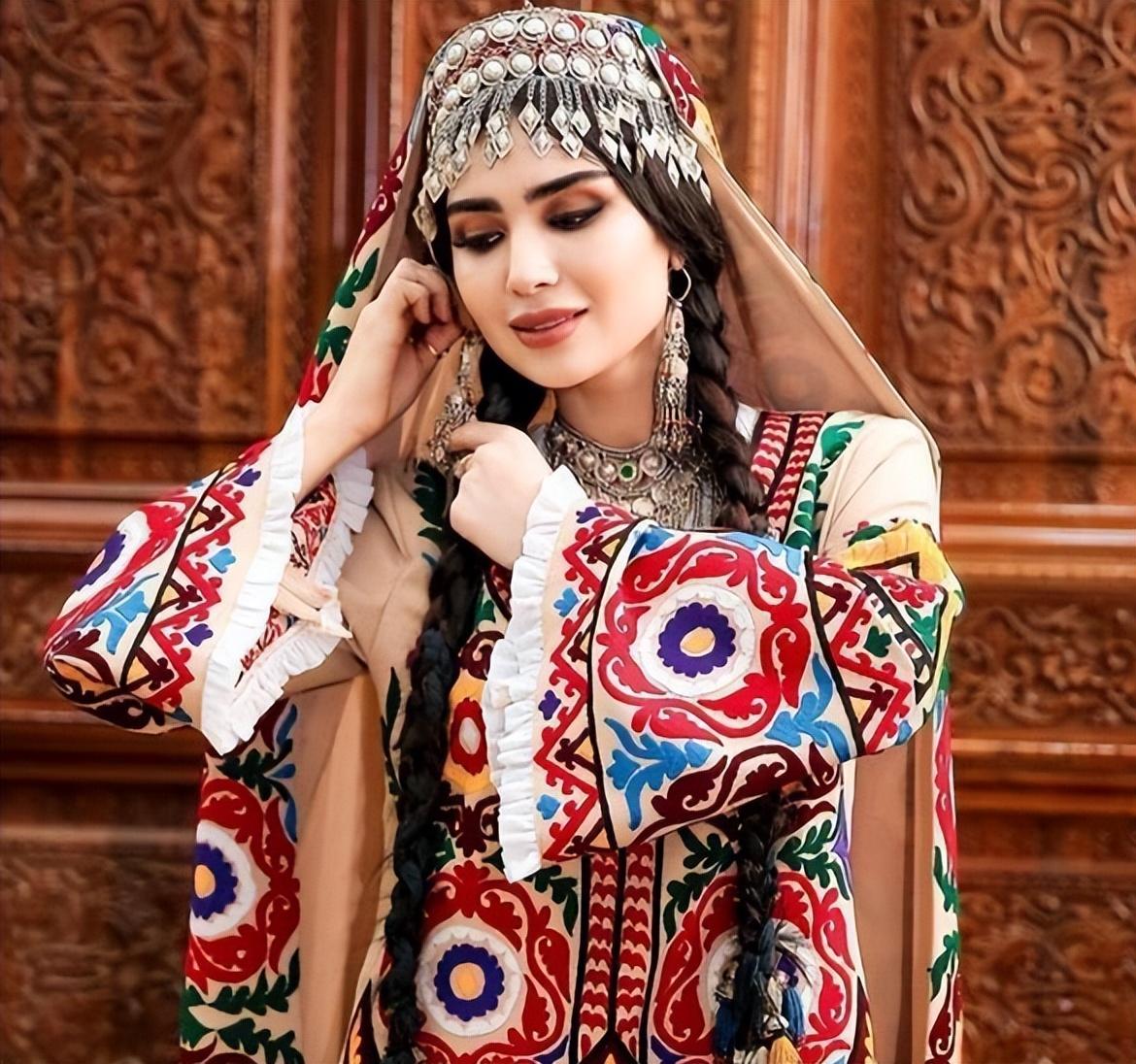 塔吉克斯坦女人价格图片