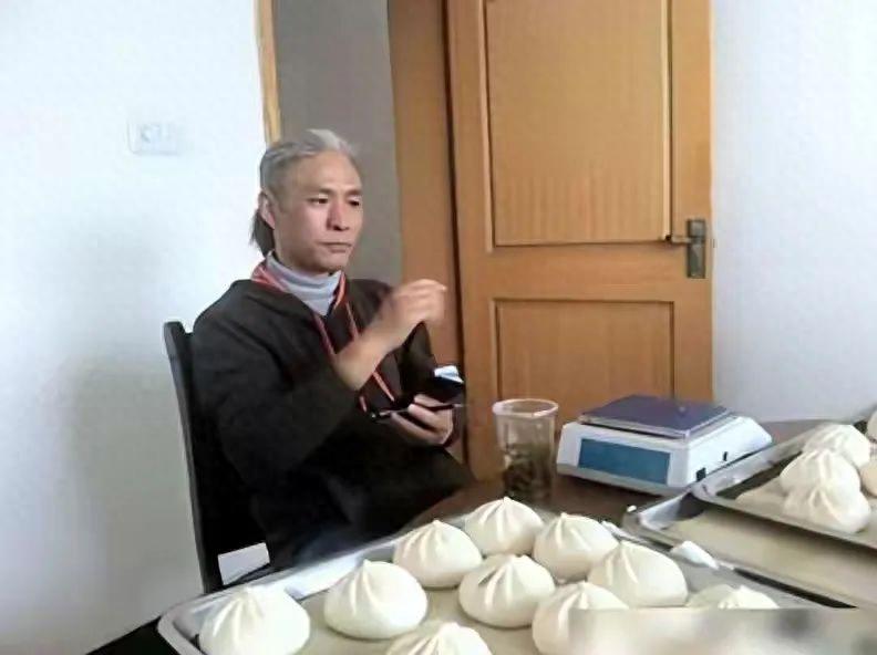 回顾高逸峰我这辈子正确的决定就是娶了对我不离不弃的妻子