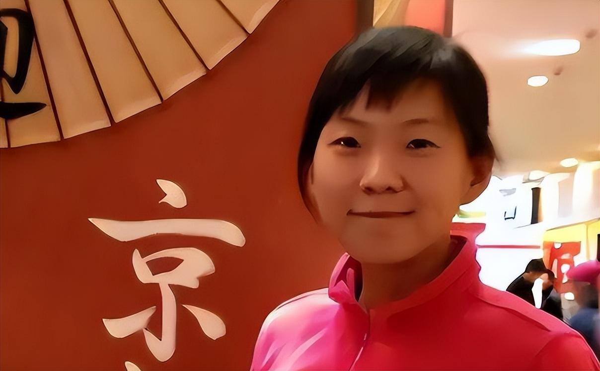 杨楠出生在河南的一个农村家庭,由于家境贫寒,所以她从小就非常努力