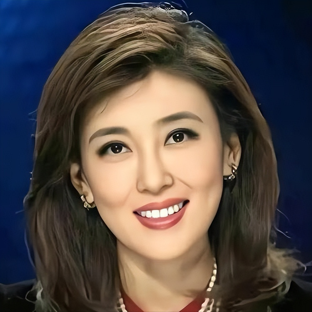 回顾李红山村姑娘打拼进央视没嫁富二代老公疑是大学老师