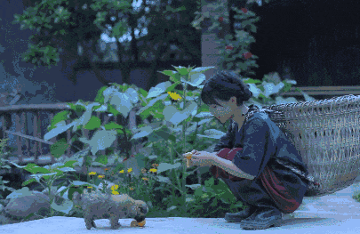 消失2年李子柒高调回归惊人过往引爆热议这种女人够绝