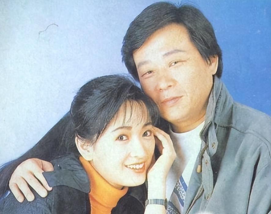 两人在外走到了一起,直到1996年寇世勋直接带着许黎丹回家.