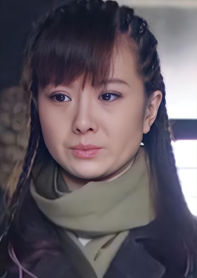 3,与蒋欣有缘无份,与高斯相恋6年步入婚姻后爆红