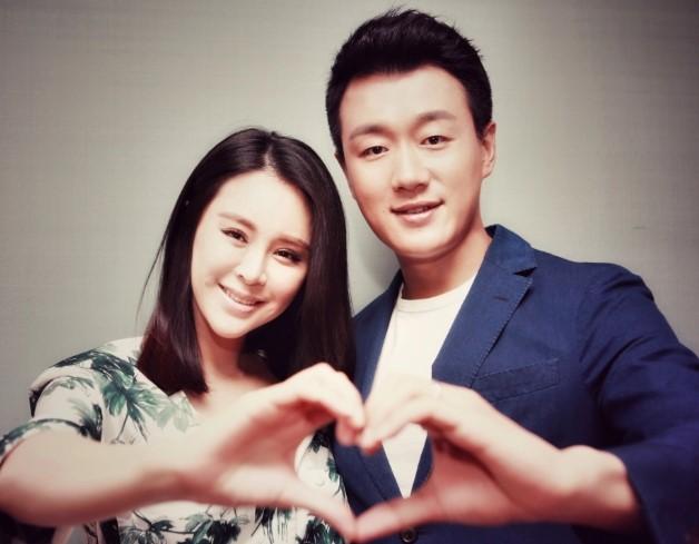 回顾佟大为为父亲自学针灸在身上扎针眼20年后终于创造奇迹