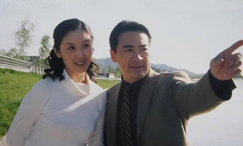 寇振海第一任老婆图片