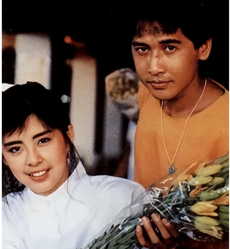 回顾王祖贤因齐秦私生子结束15年虐恋如今的她证实刘德华没说错