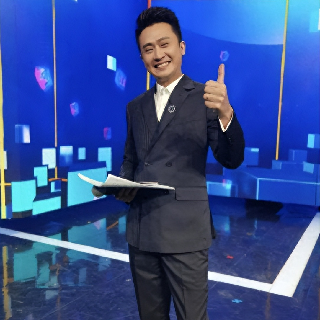 回顾杨帆娶平凡妻子李松奇生下两个女儿日子过得有滋有味