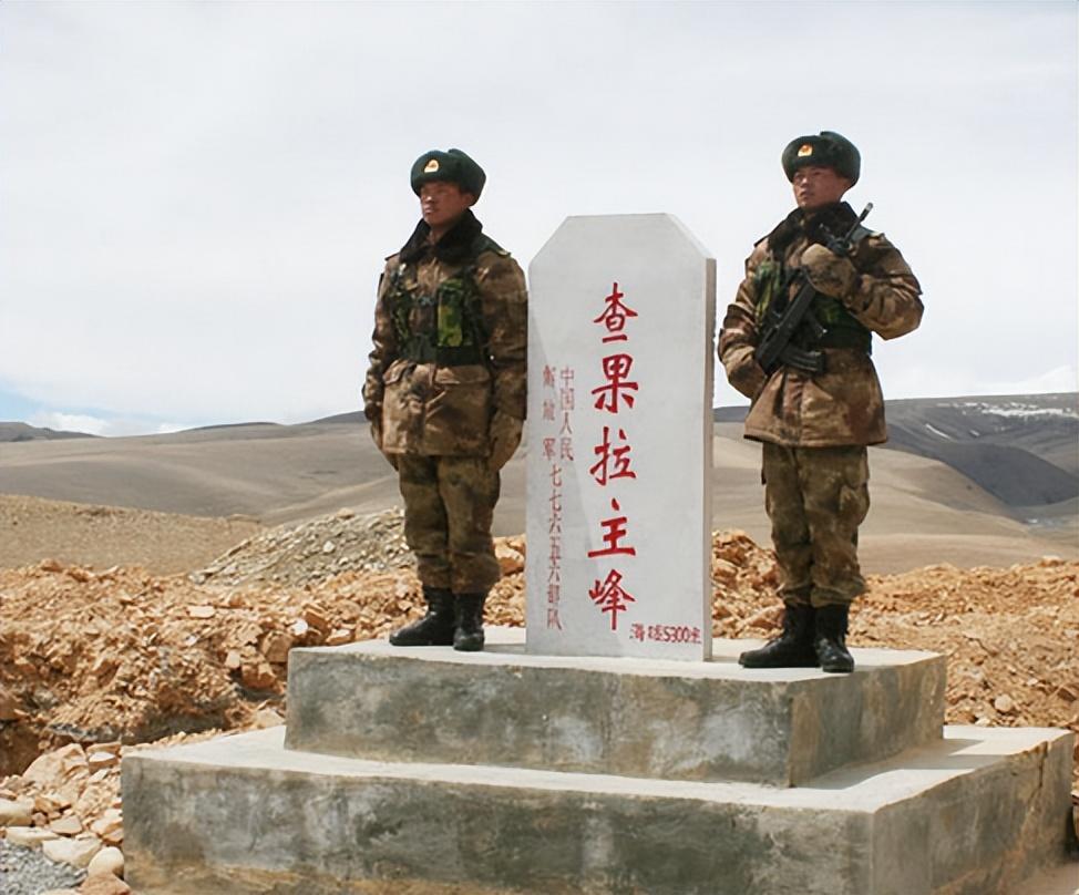 回顾:风雪飘摇,士兵在零下50度环境中站岗,部队为何不给配玻璃房?