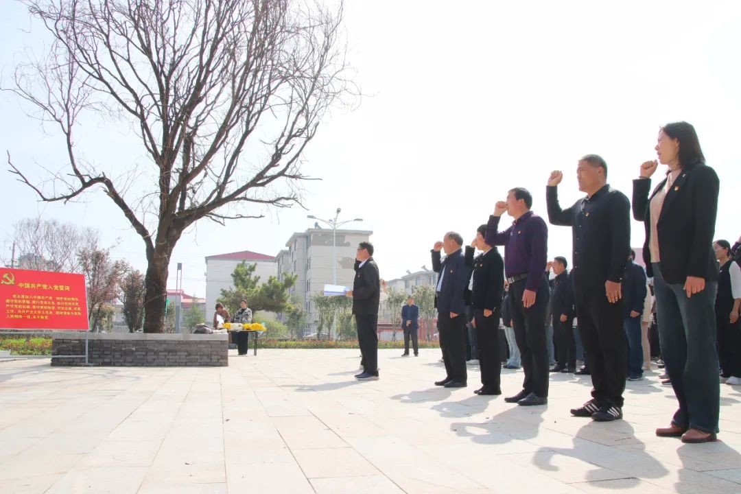 清明祭英烈 奋进新征程!上蔡二高开展清明节主题教育活动