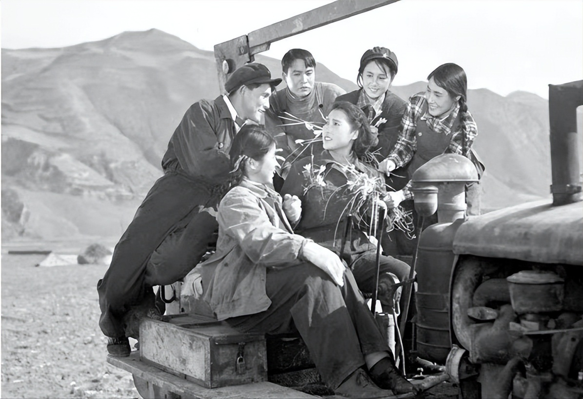 洪振海铁道游击队队长30岁娶17岁妻子脾气大性子急却人人爱戴