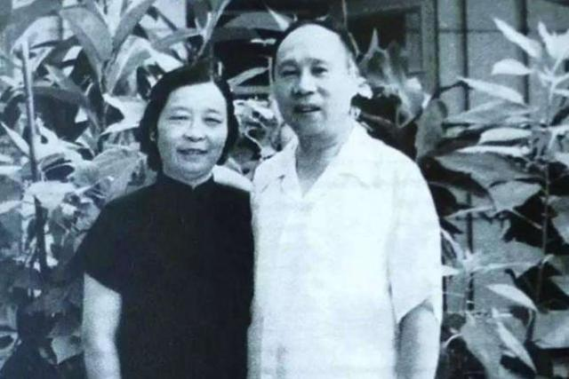 开国首位女将军李贞与丈夫被封为夫妻将星为何建国后要离婚