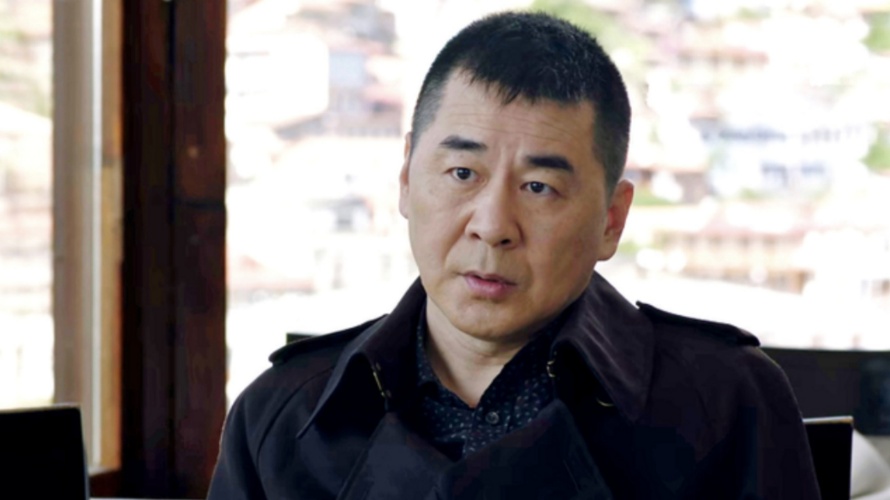 陈建斌自侃"窝囊废"赛道,幽默回应显大气风范