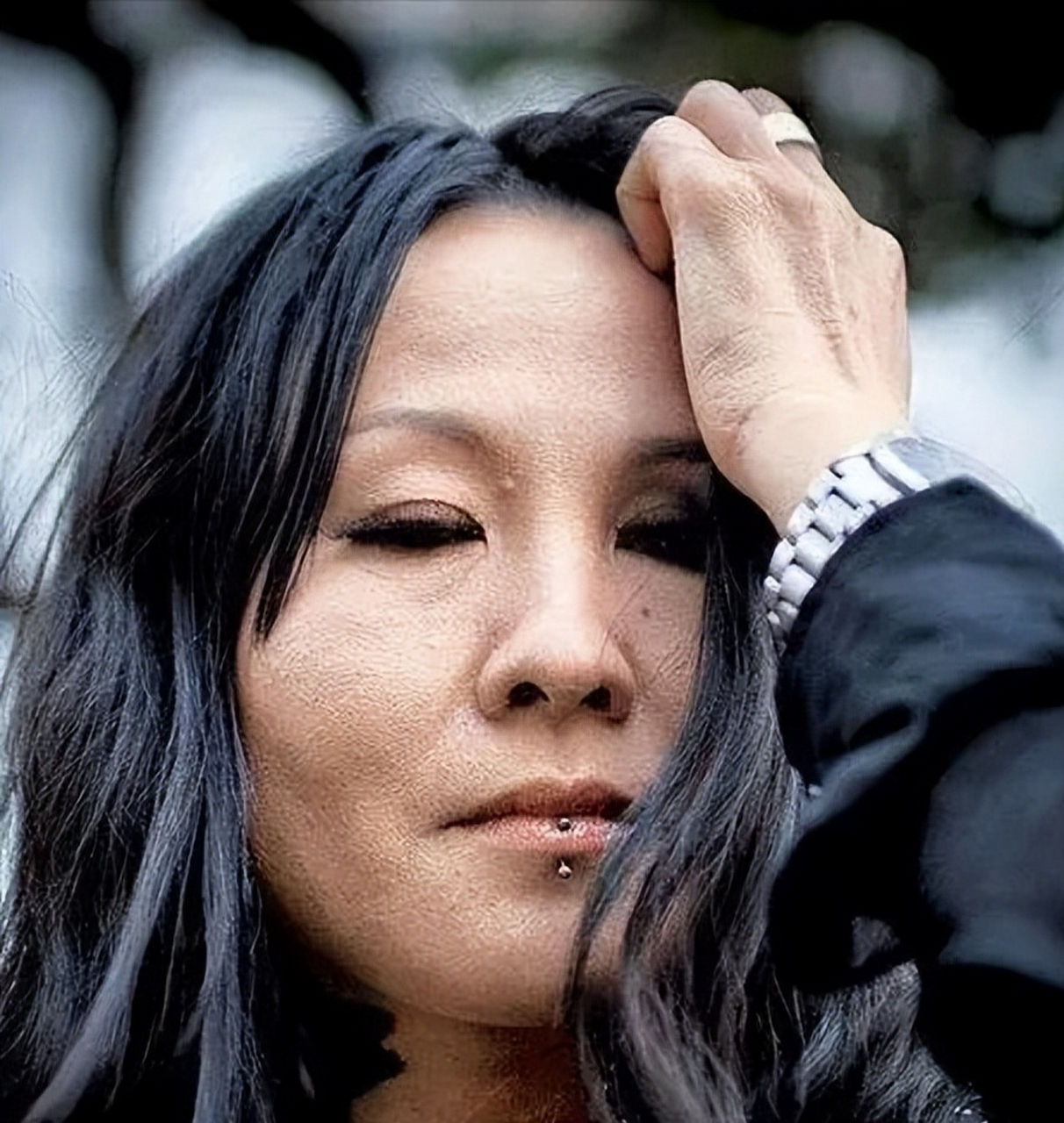 1993年,女歌手罗琦,一次喝酒时和别人发生冲突,骂道:"北京人就是傻x".