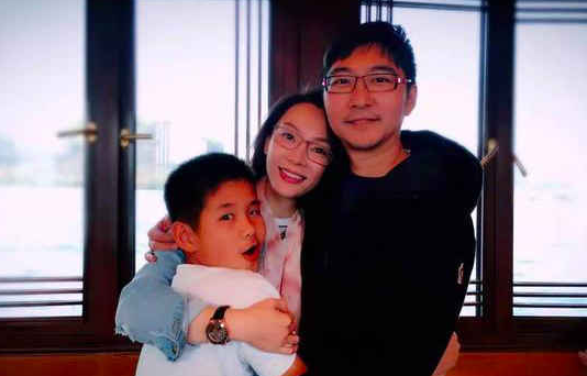 回顾陈数嫁给离异带娃的老公为继子不生孩子就好好爱他吧