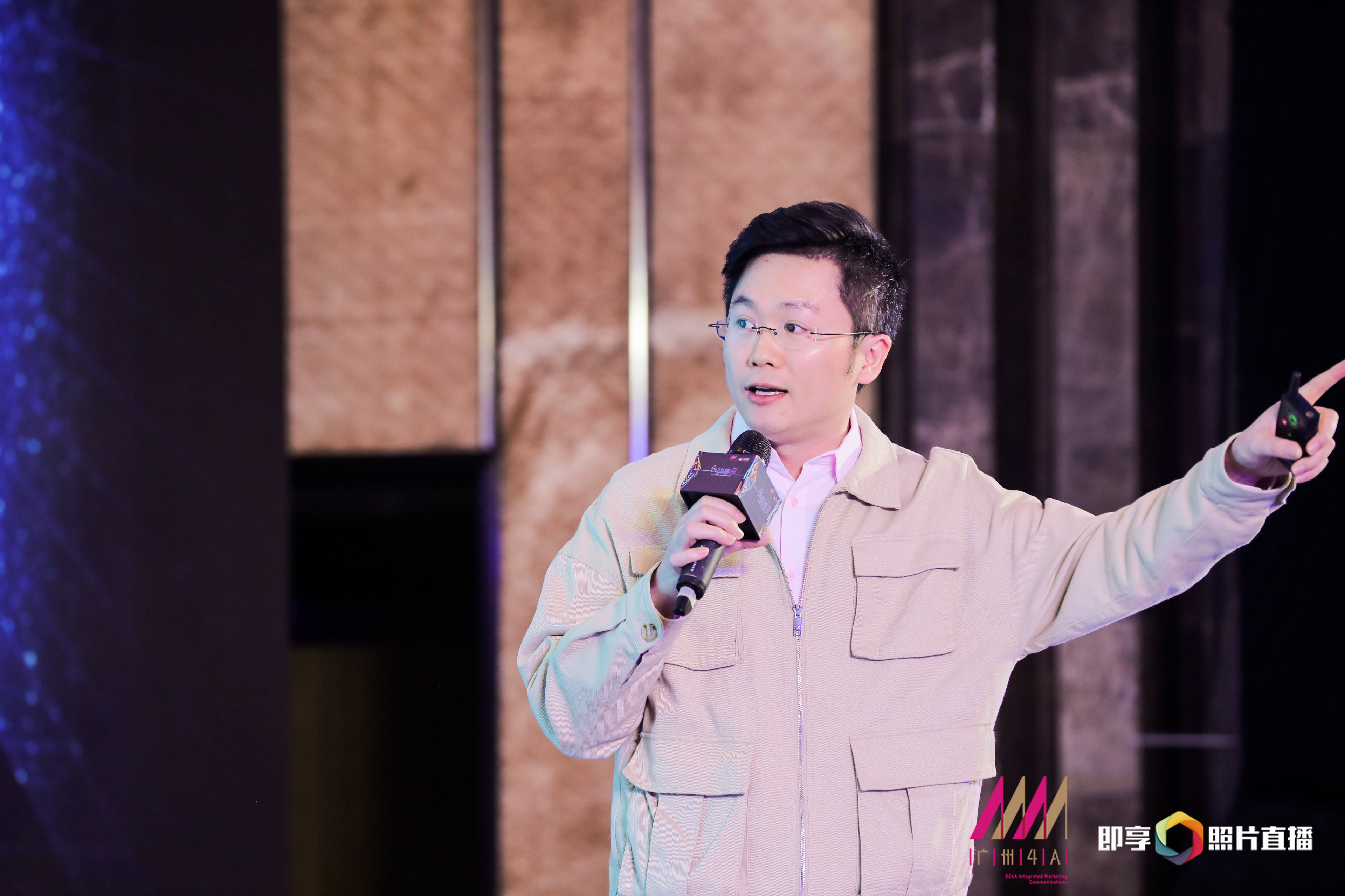 —风象营销汤彬,花照人刘保平大师级品牌设计师