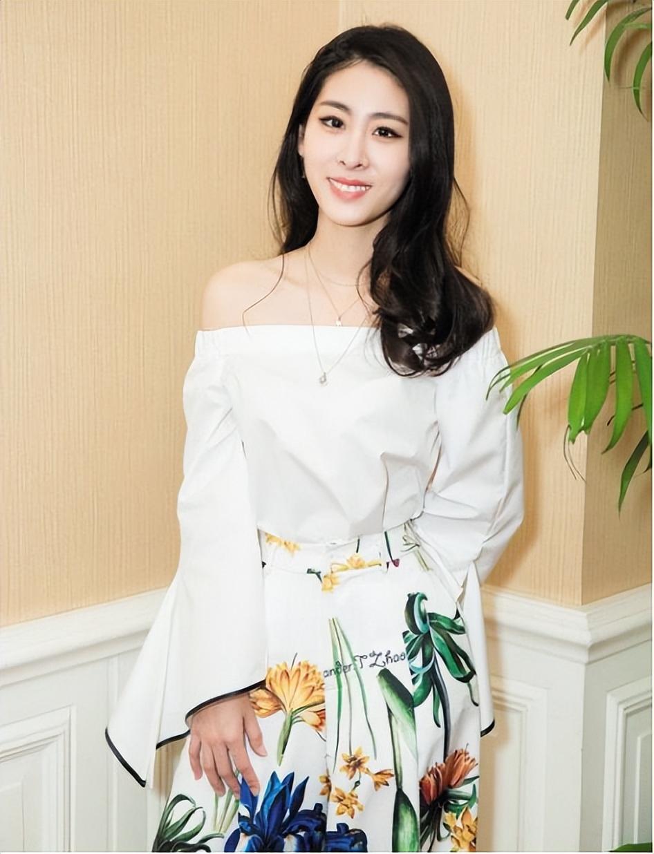 回顾精明张碧晨不要名分只要孩子看似一无所有但已经赢了一切