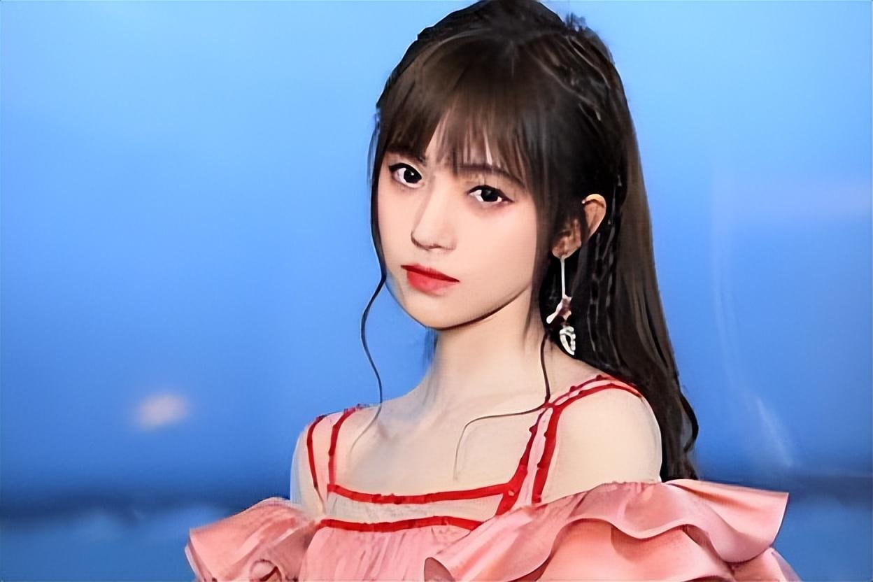 回顾刘楚恬2岁出道6岁爆红全国如今14岁的她怎么样了