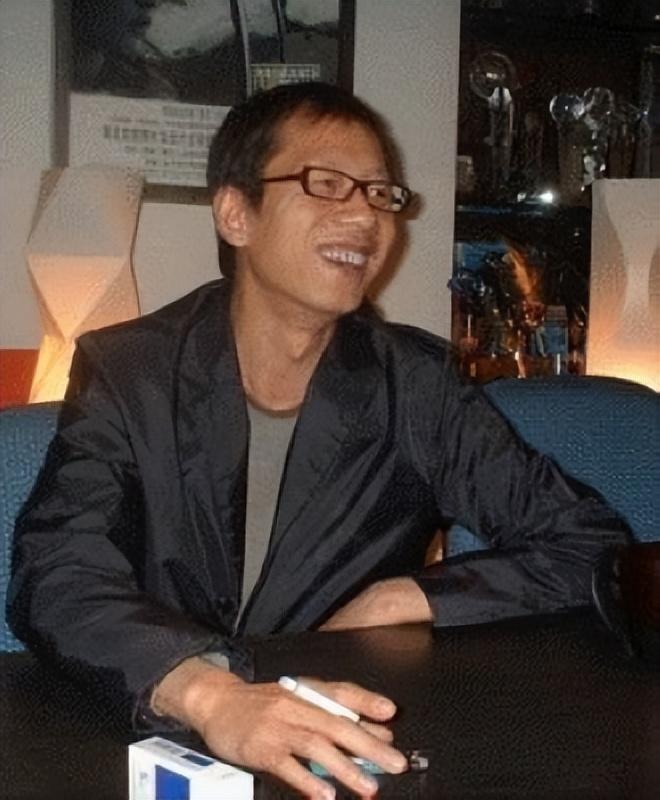 人言可畏,听得多了李静心里也没谱了,最终在黄小茂的一再承诺下才打消