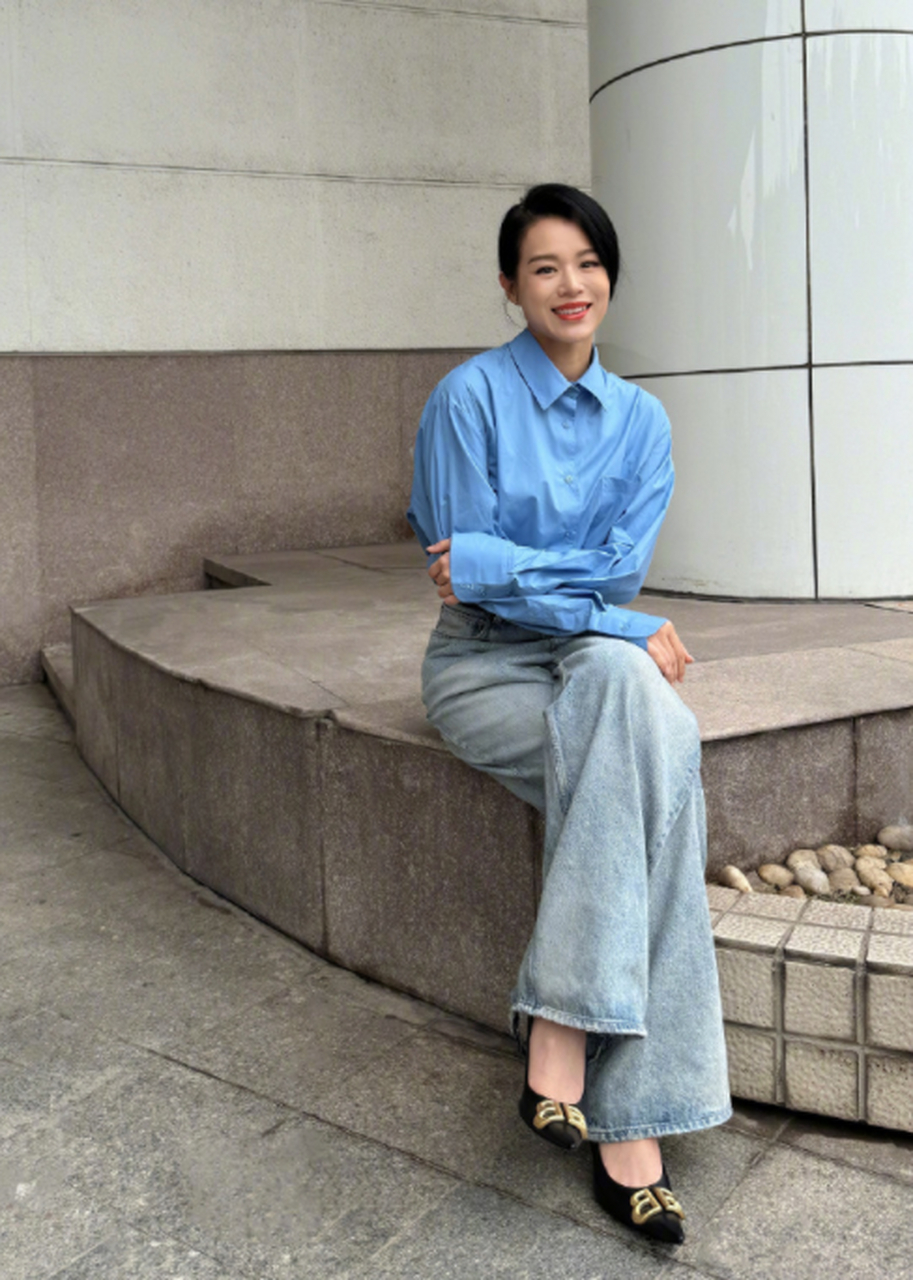 胡杏儿的休闲穿搭