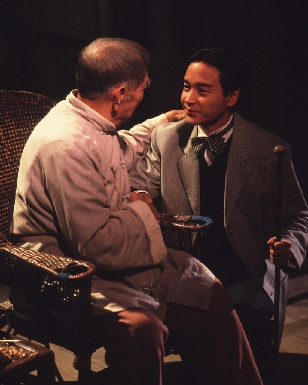 年,张国荣与陈凯歌合作完《霸王别姬》后,再度携手拍摄了电影《风月》