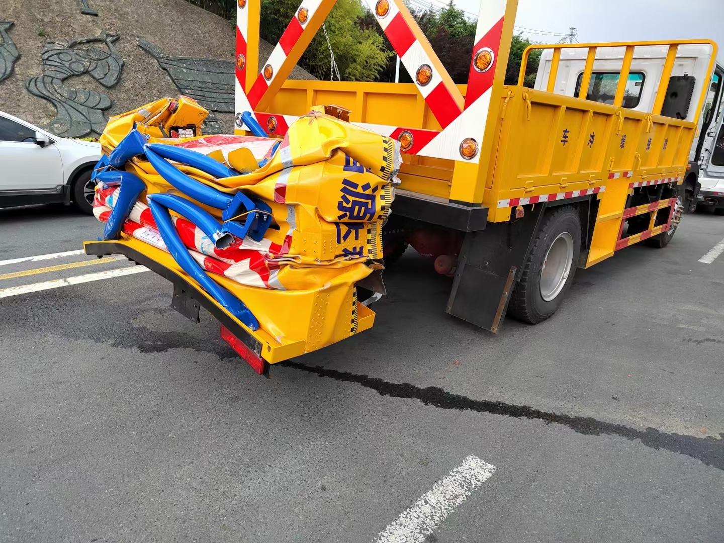 防撞缓冲车上的防撞包都有哪些特性