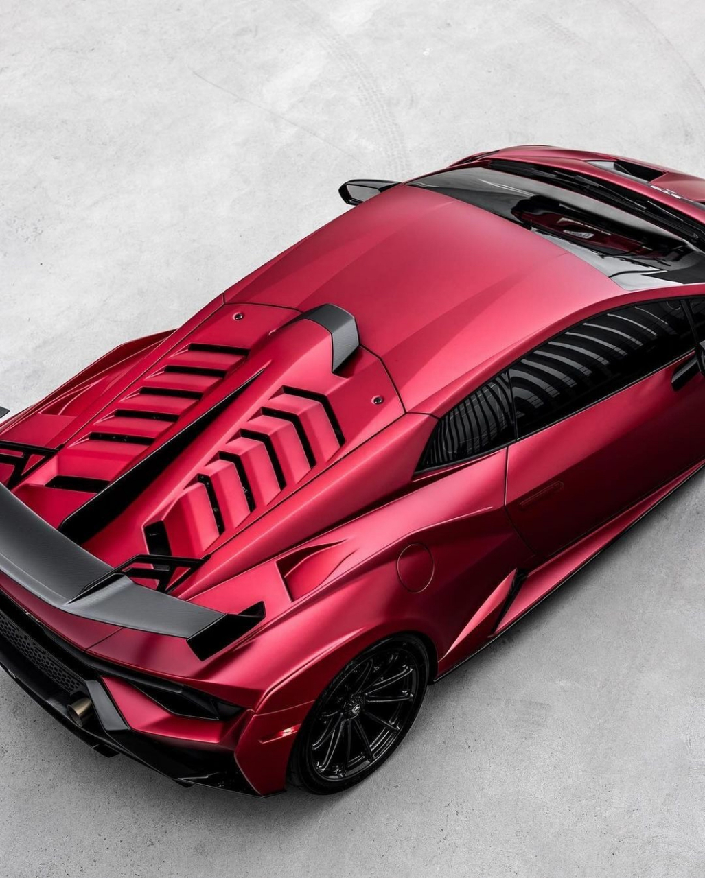 兰博基尼飓风sto781597#汽车# #发文集龍卡瓜分百万现金# #热点