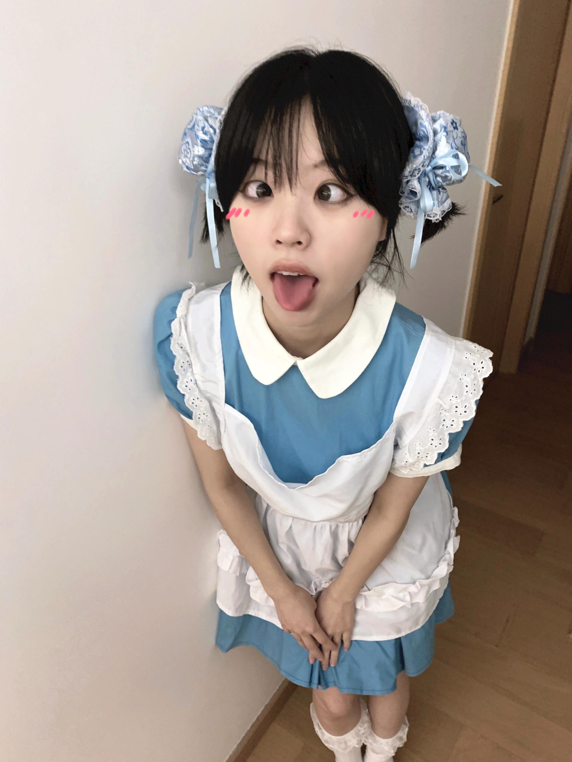 斗鸡眼小孩