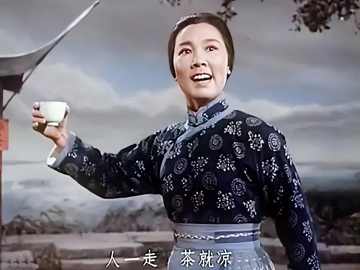 回顾5位车祸去世的明星,每一位都让人心痛,大至89岁,小至27岁