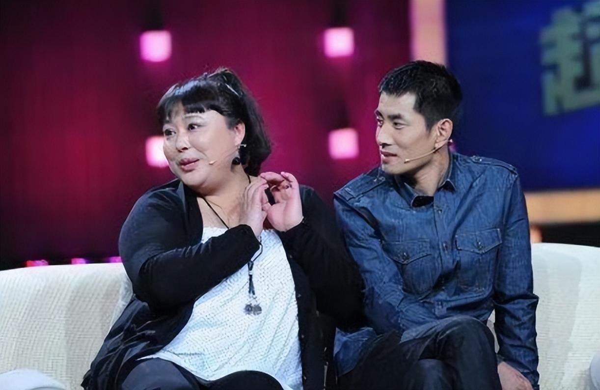 李菁菁三婚嫁小22岁男友被500位导演封杀如今苦尽甘来