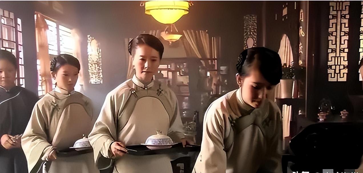 回顾上海有钱人家女佣条件月薪2万24小时随叫随到太多要求