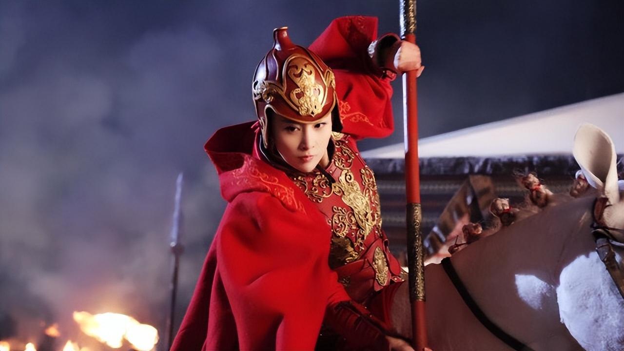 回顾上战场还浓妆艳抹让这四位女星告诉你什么叫做女将军形象