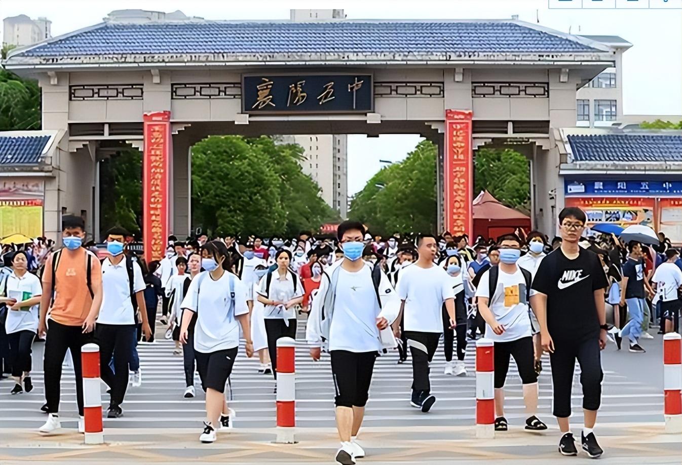 2013年湖北学霸放弃保送清华说要享受高考后来他考了多少分