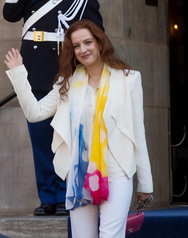 纪实美貌王妃萨尔玛:国王为她散尽后宫约法三章,为何后来被"失踪"