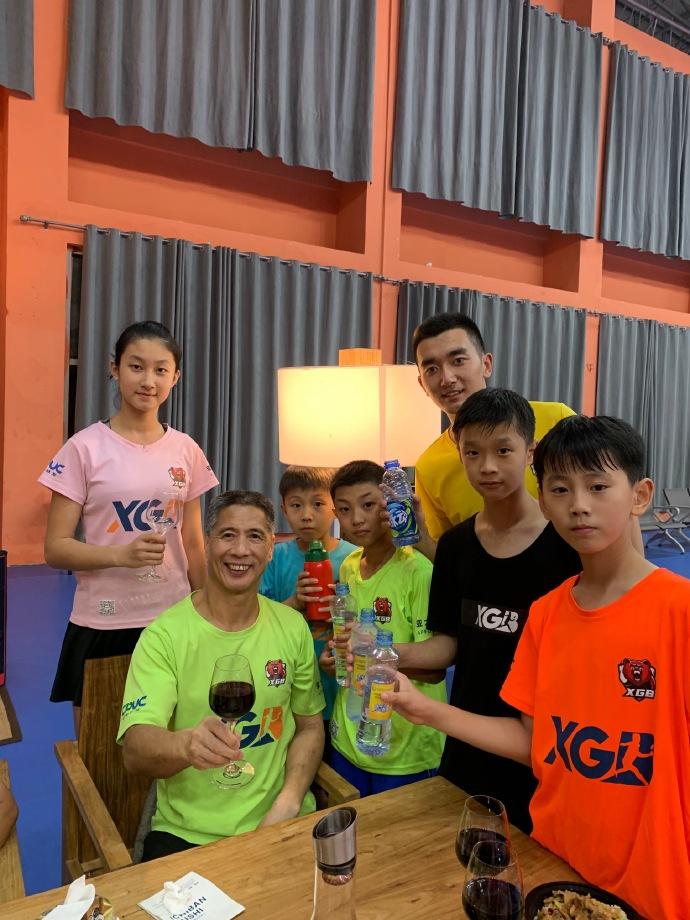 羽坛三剑客熊国宝为吃饱饭打羽毛球离婚又再婚现状如何