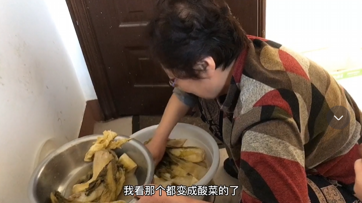 回顾越南姑娘远嫁东北结婚13年全职家庭主妇最羡慕别人拿绿卡