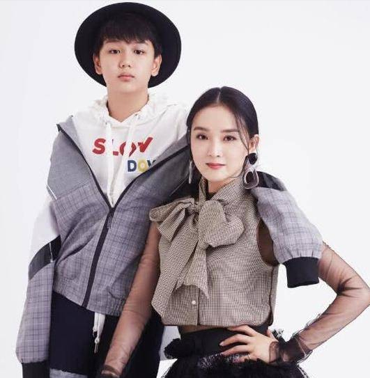 回顾被富养的星二代掷千金培养孩子不如学霍思燕精神富养之道