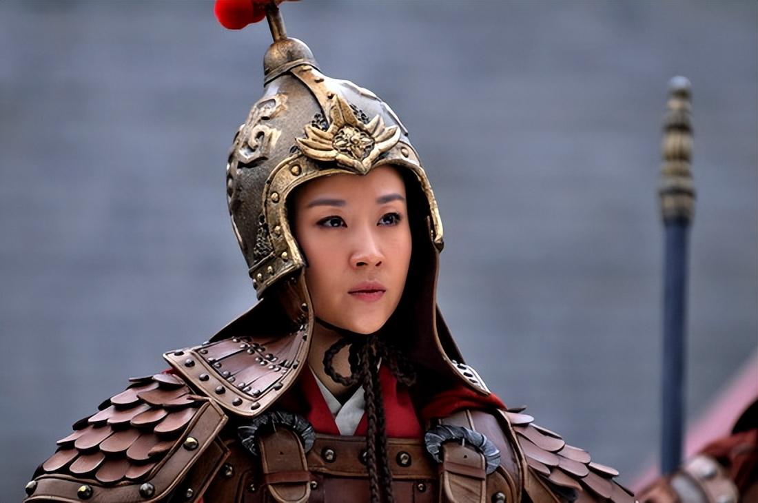 回顾上战场还浓妆艳抹让这四位女星告诉你什么叫做女将军形象